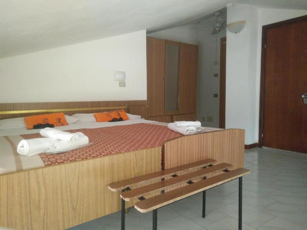 Hotel Peonia Rimini Exteriör bild
