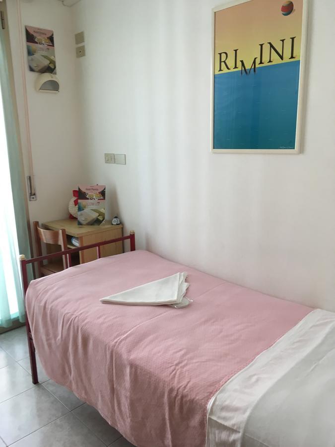 Hotel Peonia Rimini Exteriör bild